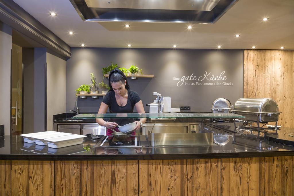 Hotel Gasthof Brucke Mayrhofen Ngoại thất bức ảnh